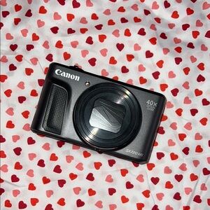 Canon SX720 HS Digital Camera